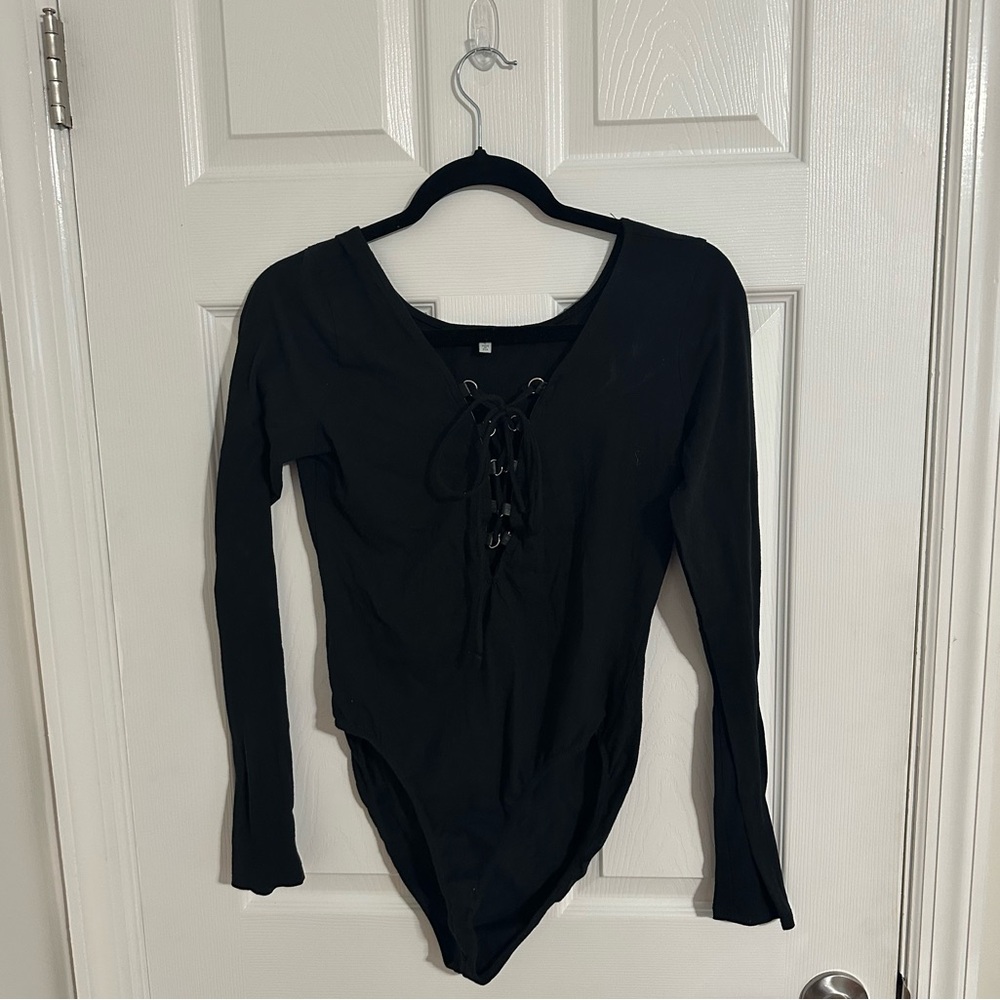 CHARLOTTE RUSSE: Tie-Up Black Bodysuit